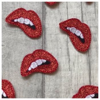 Lips feltie red
