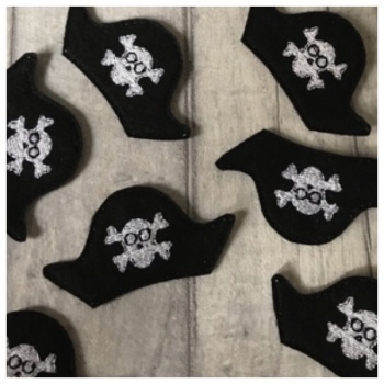 Pirate hat feltie