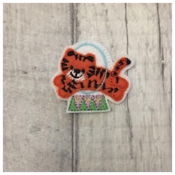 Jumping tiger feltie