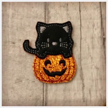 Cat On A Pumpkin Feltie Glitter