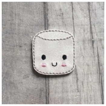 Marshmallow feltie white