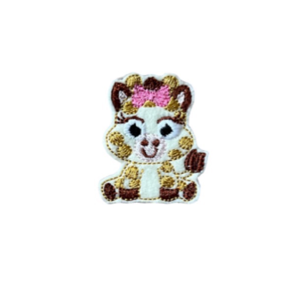 Baby girl giraffe feltie