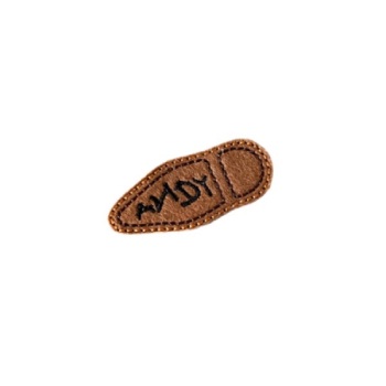Foot print feltie brown