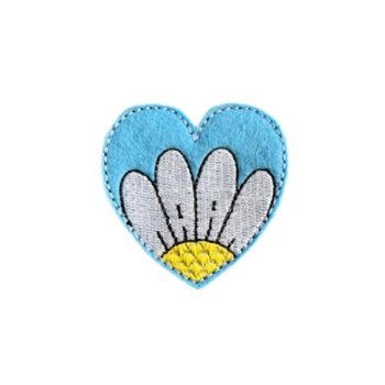Daisy Heart Feltie Blue