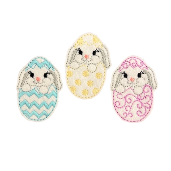 Set 3 hatching bunny egg feltie