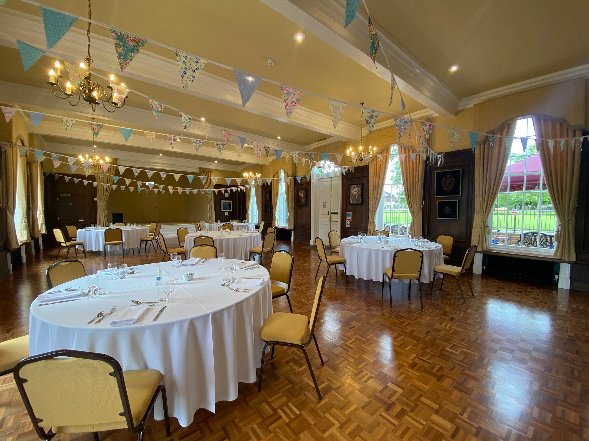 Edmund Hall - Bunting.JPG