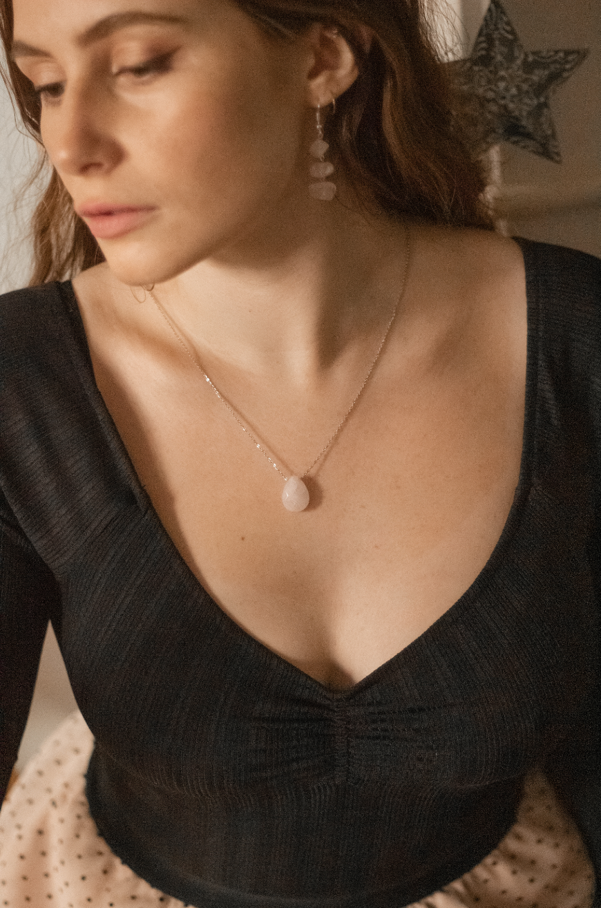 925 Sterling Silver & Rose Quartz Rain Drop Delicate Necklace
