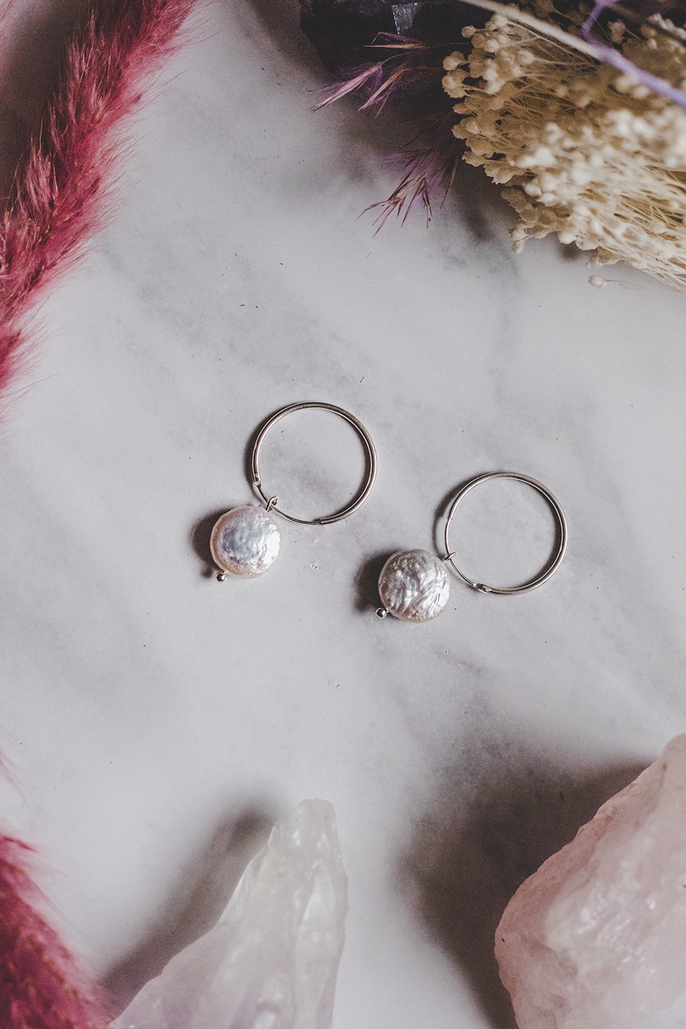 925 Sterling Silver Small Hoop & Mother of Pearl Flat Stone Earrings