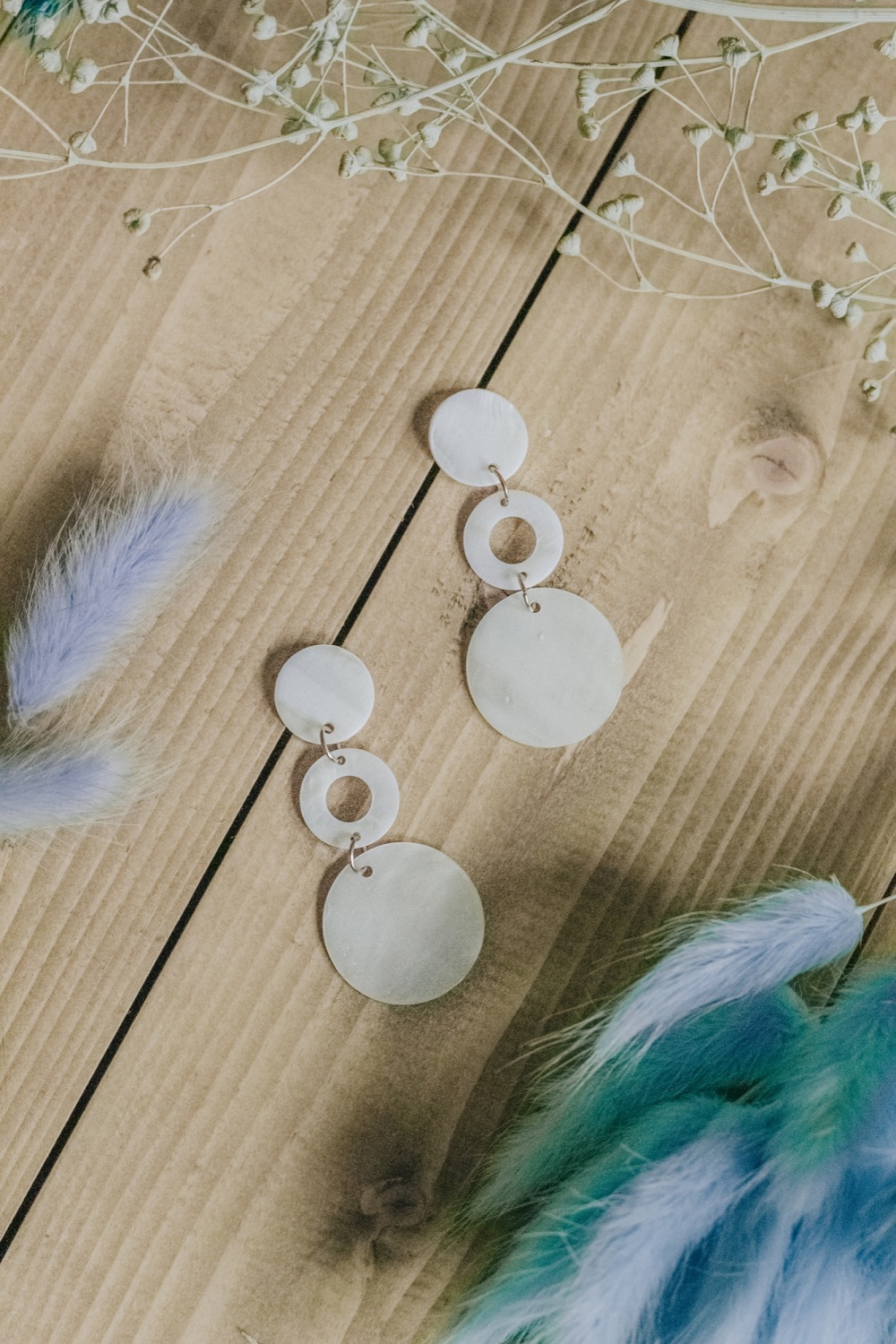 Gold Tone & Mother of Pearl Circle Drop Earrings