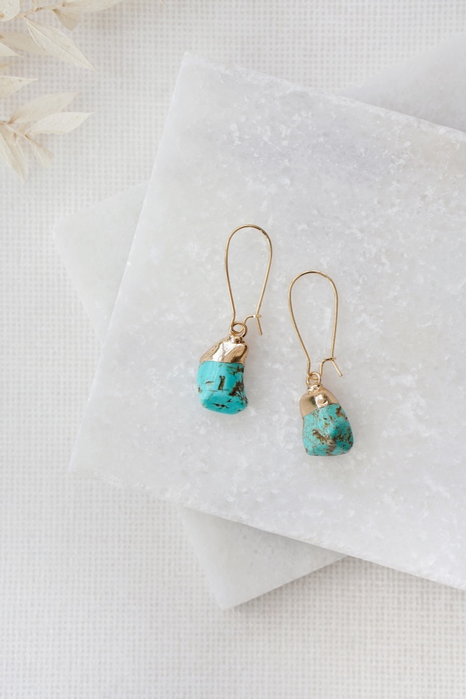 Turquoise Stone Dropper Kidney Wire Earrings in Gold