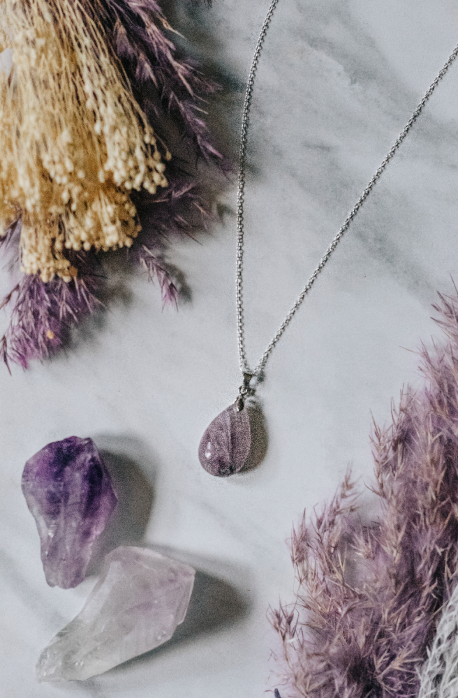 925 Sterling Silver Chain & Purple Agate Pendant Necklace