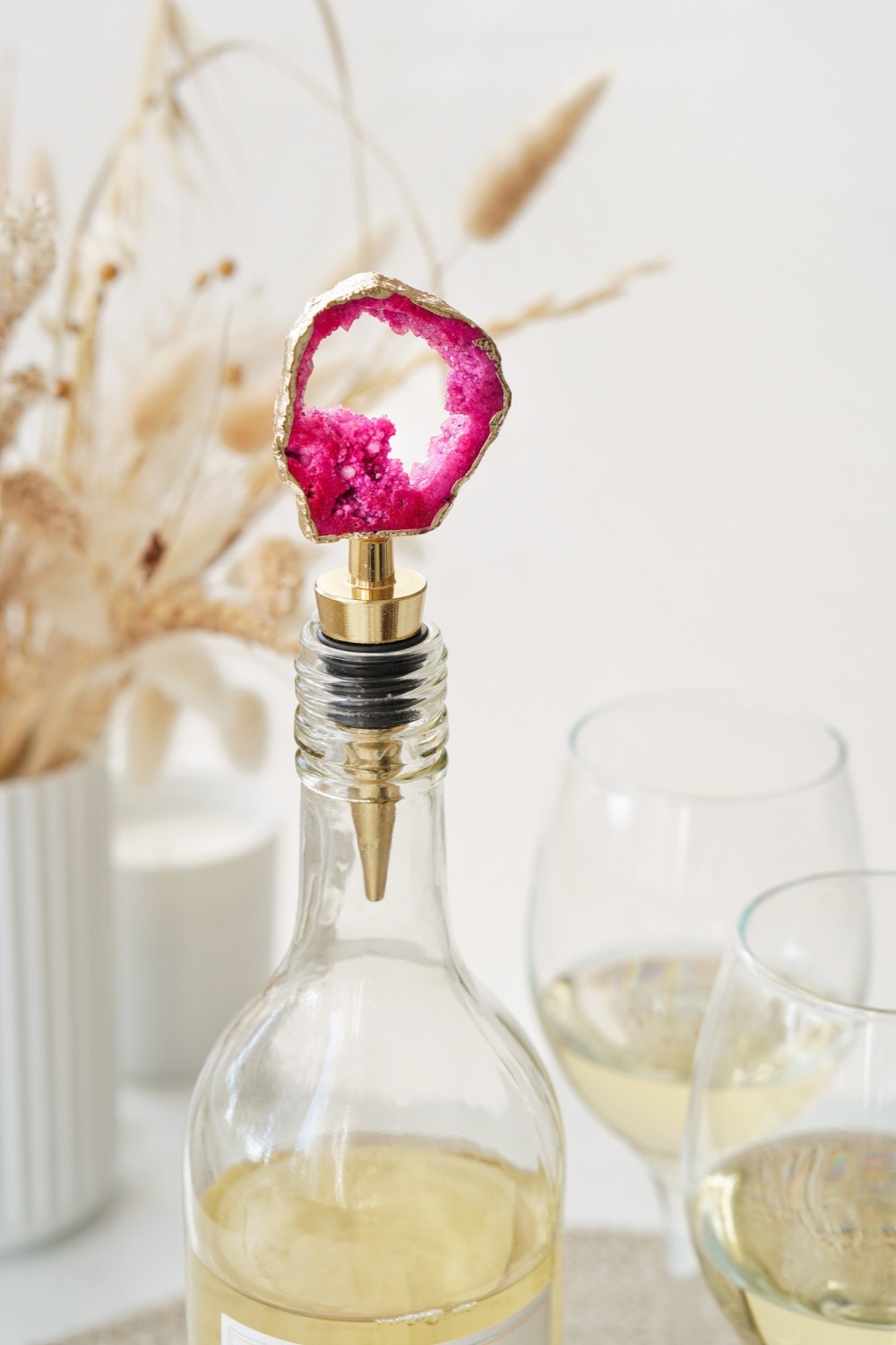 Gold Tone Fuchsia Pink Agate Crystal Wine Bottle Stopper