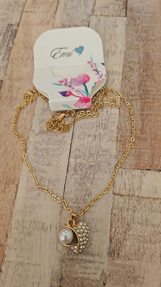 Emi Jewellery - Faux Pearl & Heart Necklace