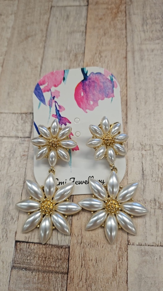Emi Jewellery - Faux Mother of Pearl Double Flower Earrings