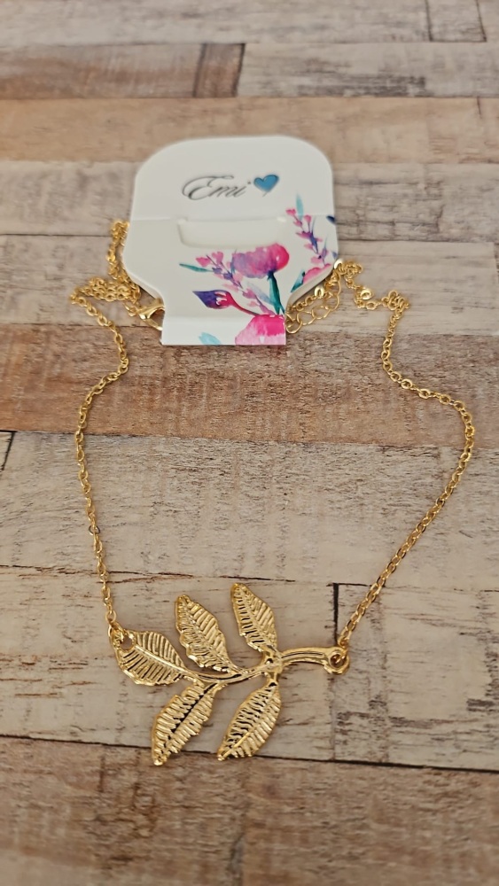 Emi Jewellery - Gold Tone Leaf Necklace