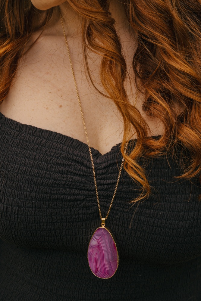 SAMPLE: Gold Tone & Pink Agate Crystal Long Length Statement Necklace