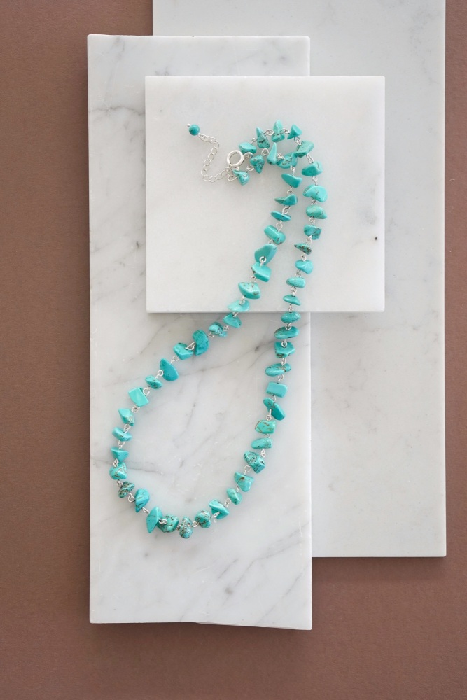 Mens Raw Turquoise Crystal Chip Necklace