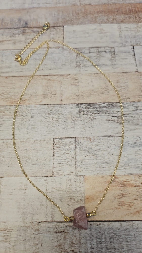 14ct Gold Plate & Raw Strawberry Quartz Necklace