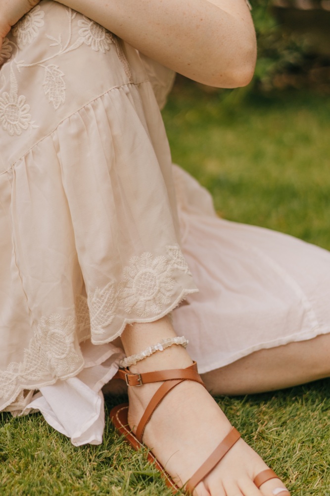 Gold Tone Raw Moonstone Anklet