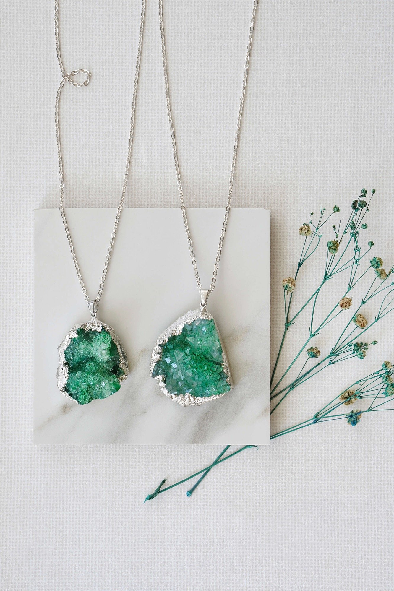 Shop Green Agate Jewellery by Xander Kostroma