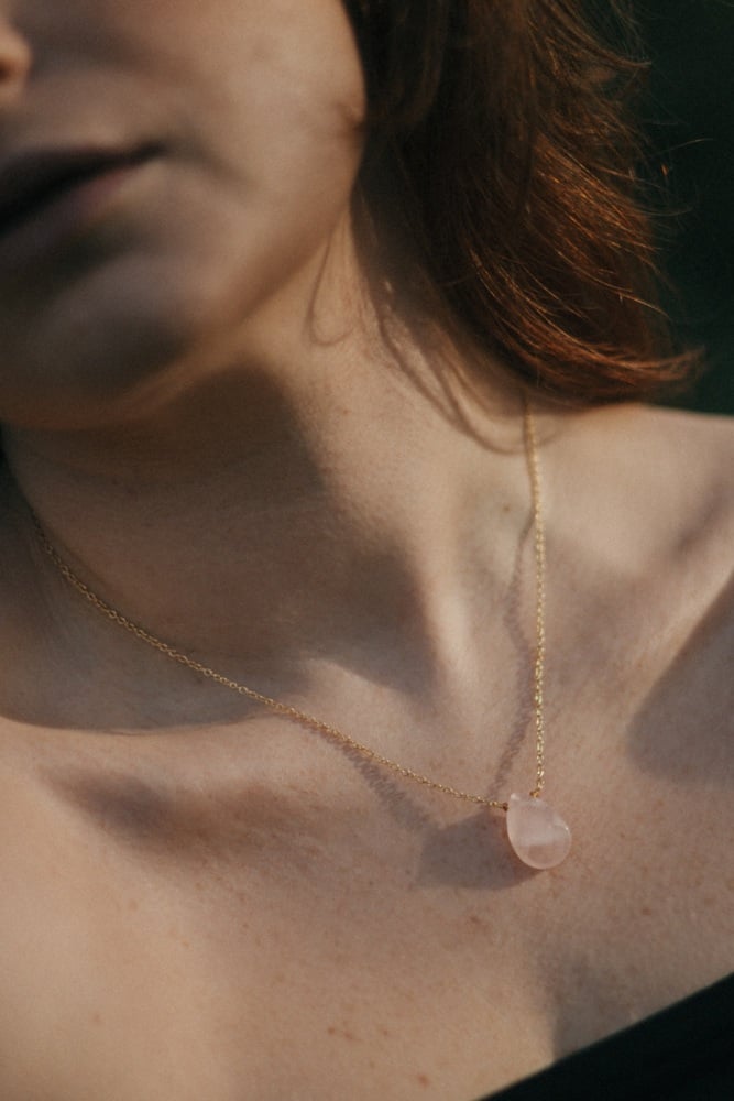 Rose Quartz Teardrop Pendant Necklace