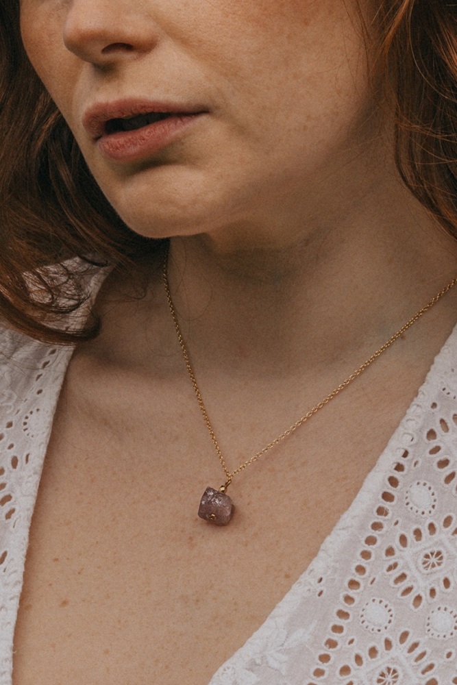 Strawberry Quartz Gold Plate Choker Necklace