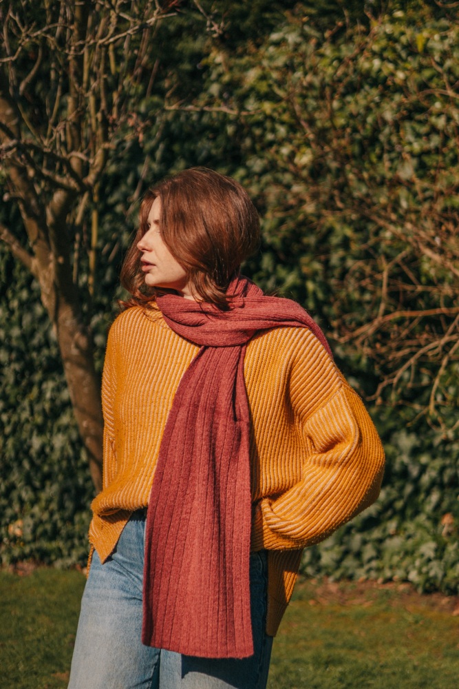 Autumnal Red Rib Knit Scarf