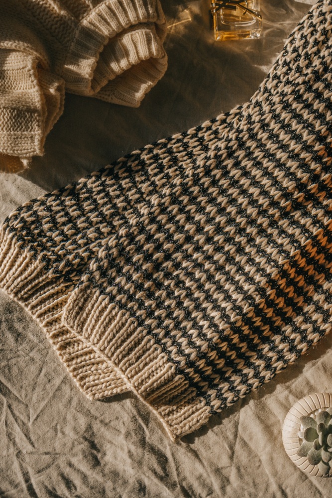 Monochrome Zigzag Knitted Scarf