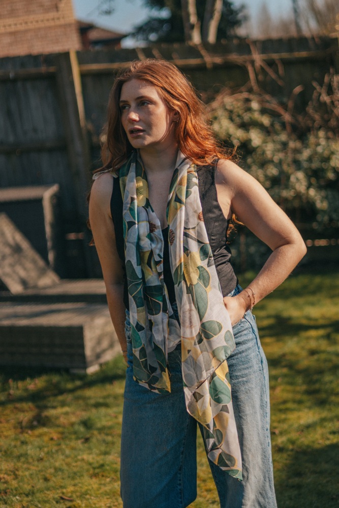 Vintage-Inspired Magnolia Flower Scarf