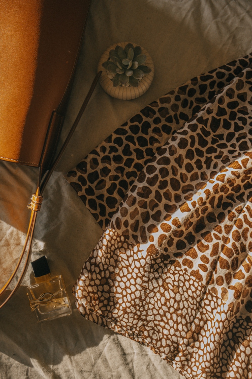 Leopard Print Border Scarf