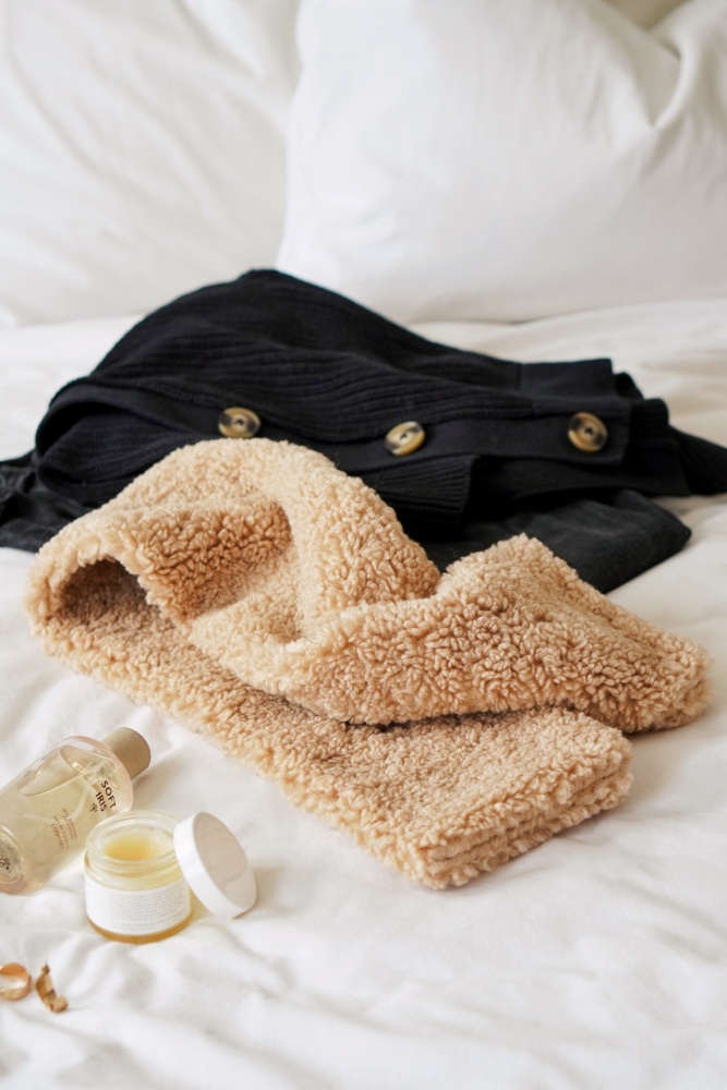 Cream Teddy Fleece Scarf