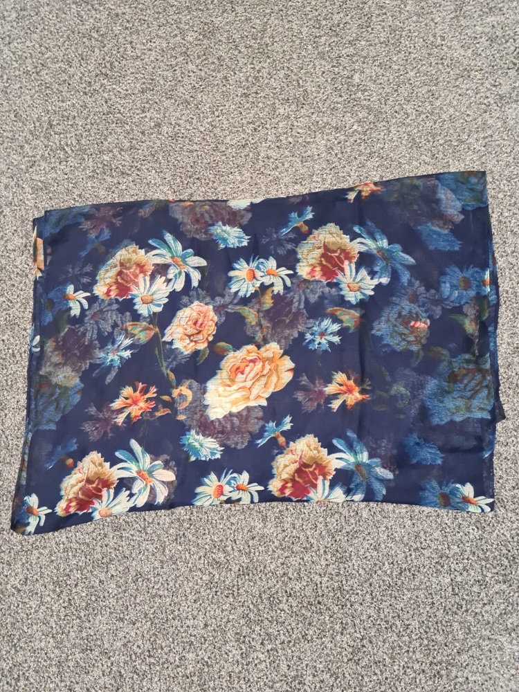Intrigue Vintage Floral Print Scarf