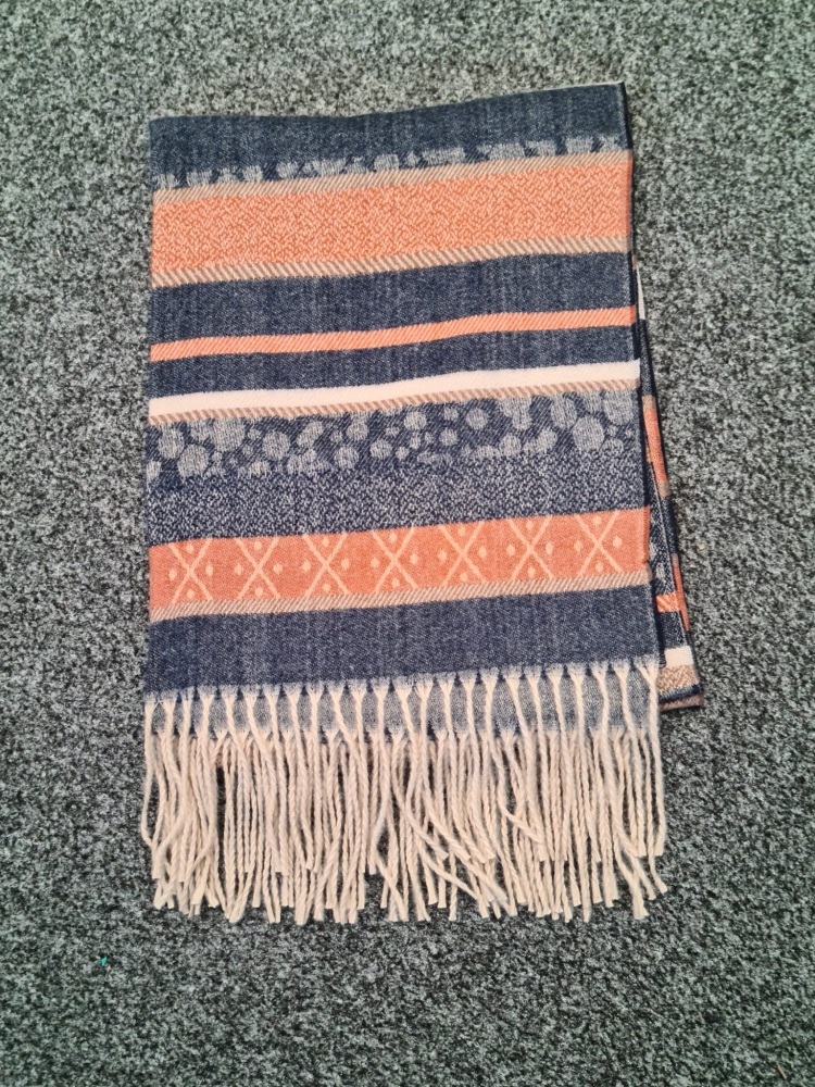 Intrigue Winter Pashmina