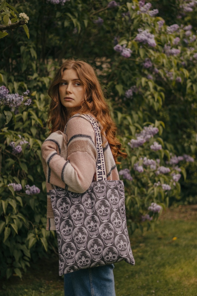CLEARANCE: Grey Skull Print Tote Bag