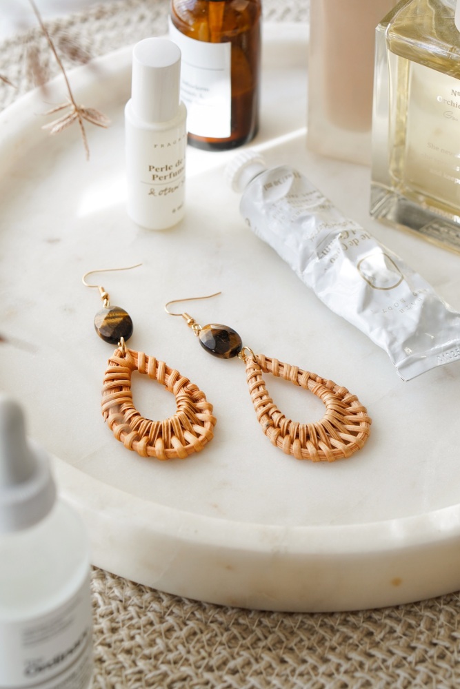 CLEARANCE: Gold Tone Tear Drop Rattan Tigers Eye Earrings