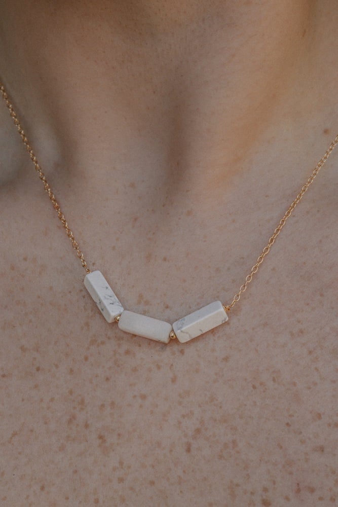 Gold Tone Howlite Crystal Necklace