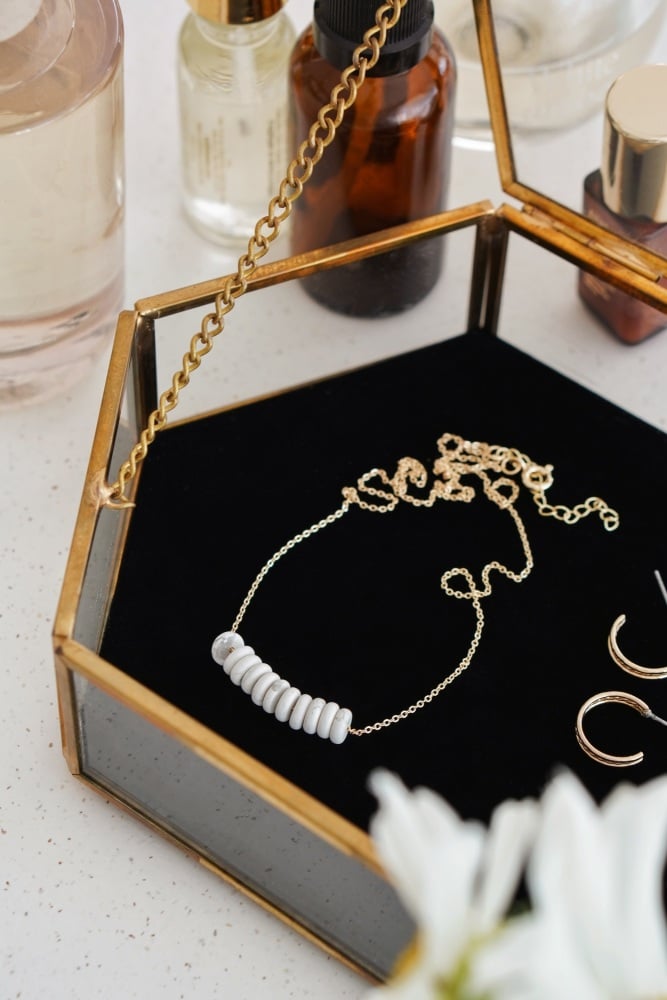 Gold Tone Howlite Disc Necklace