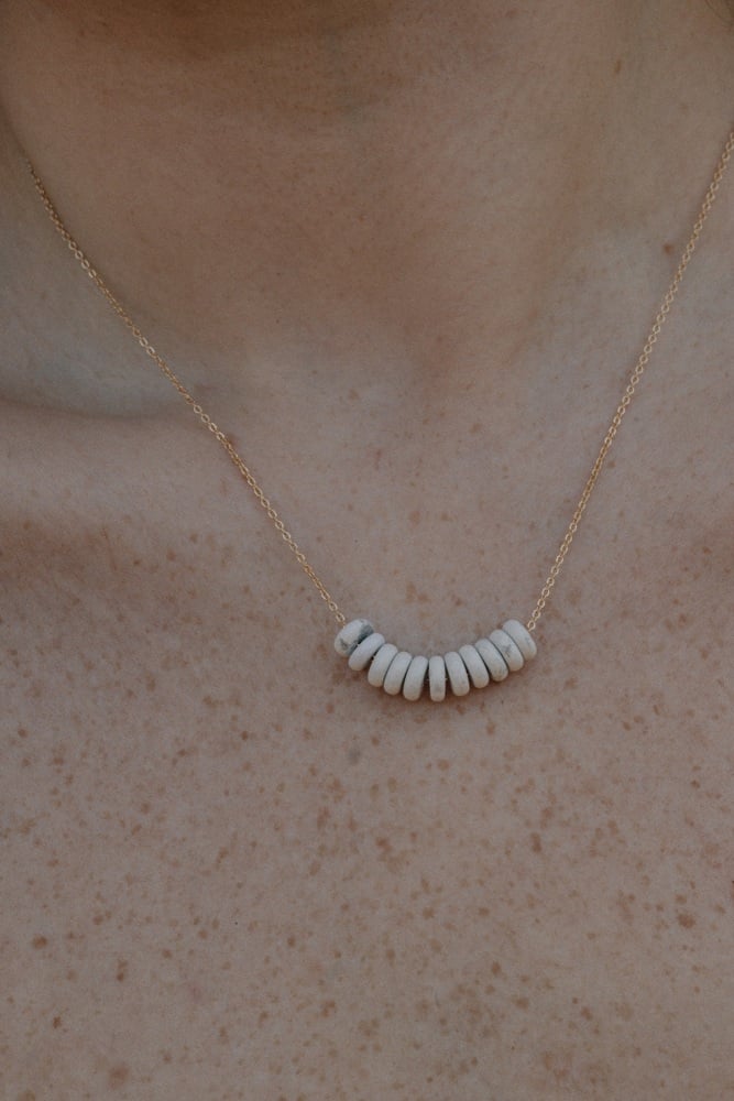 Gold Tone Howlite Disc Necklace