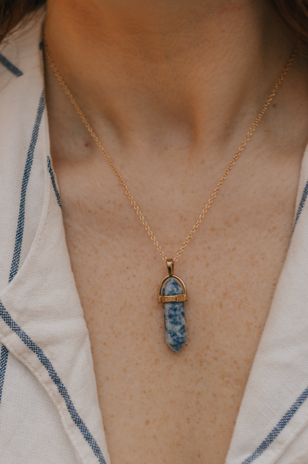 Blue Vein Stone Crystal Pendant Necklace