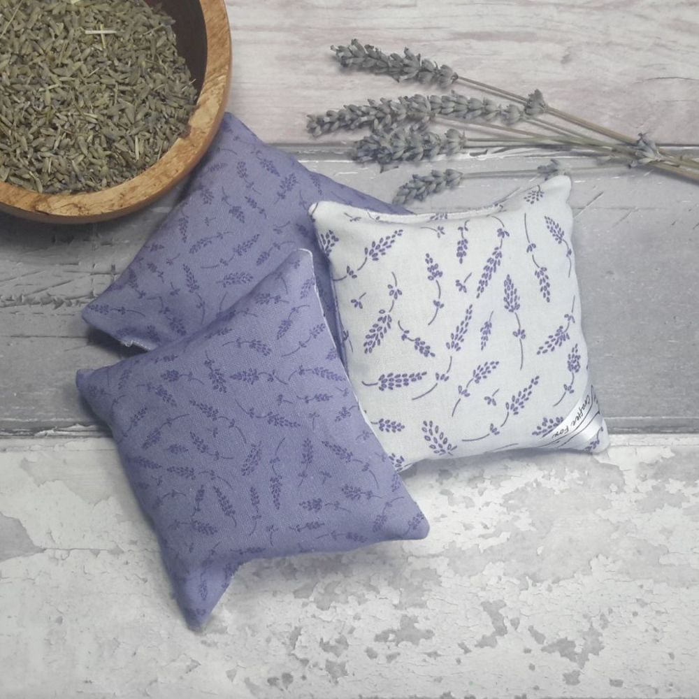 Lilac and white lavender bag