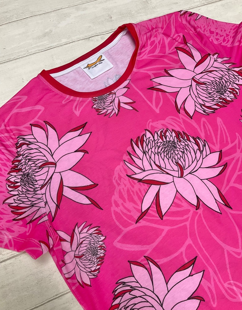 Women's loose fit Pink Dahlia t-shirt