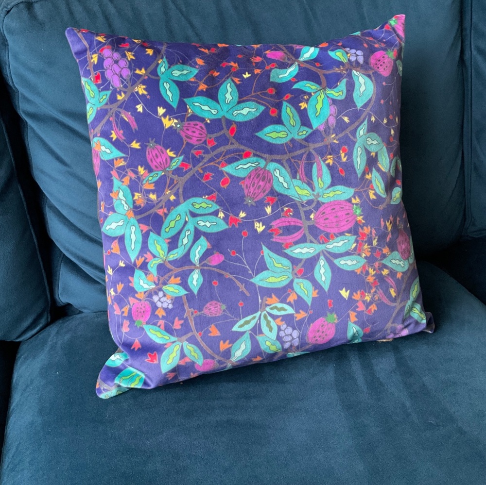 Cotterell Cottage vines and fruits cushion
