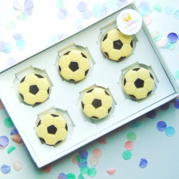 Football creamed cookies