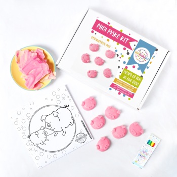 Mini strawberry pig chocolate kits
