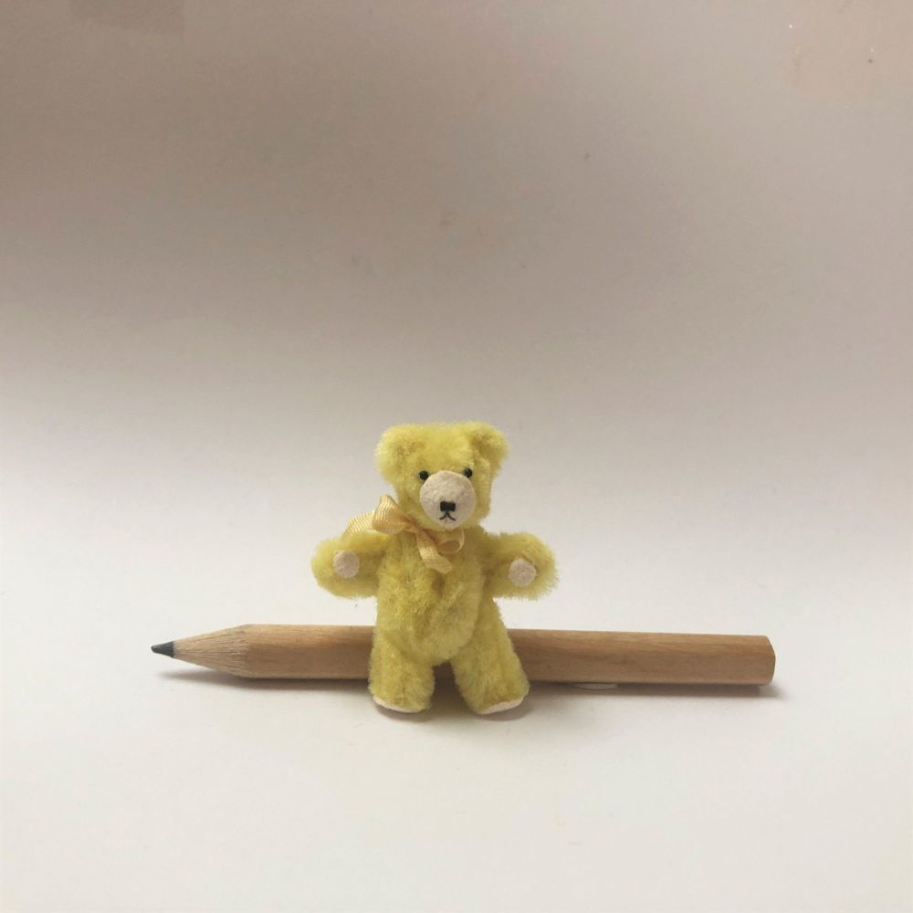Teddy Pale Yellow