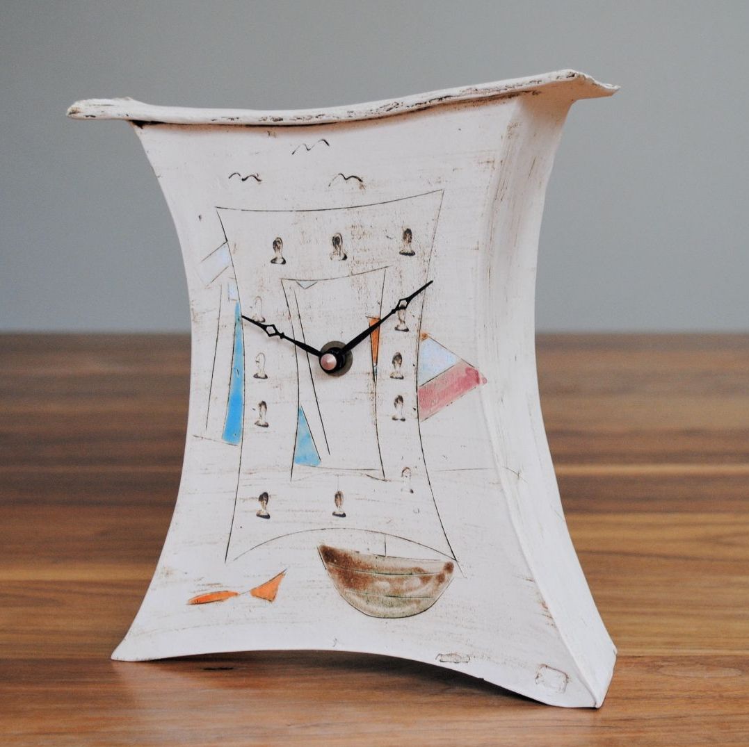 Ceramic mantel clock - Medium "Boat  & beach hut"