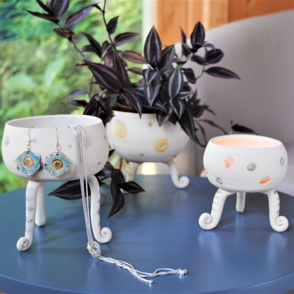 . . . . . . . . Ceramic bowl with feet . . . . . . . . . . SALE . . . SALE . . . SALE . . . from £28 . . .