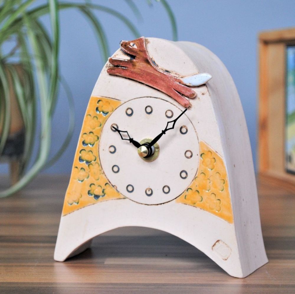 personalsied clock with fox and yellow meadow