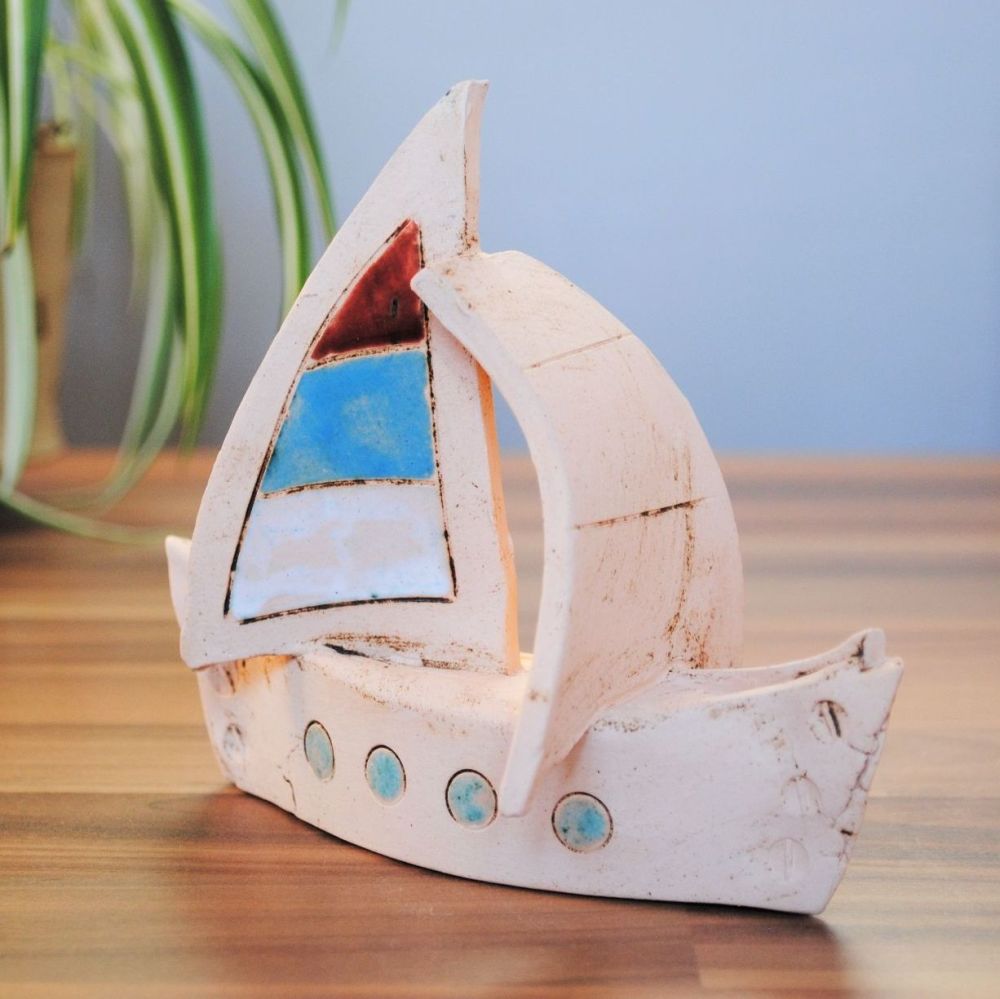 Sailing boat - Small
