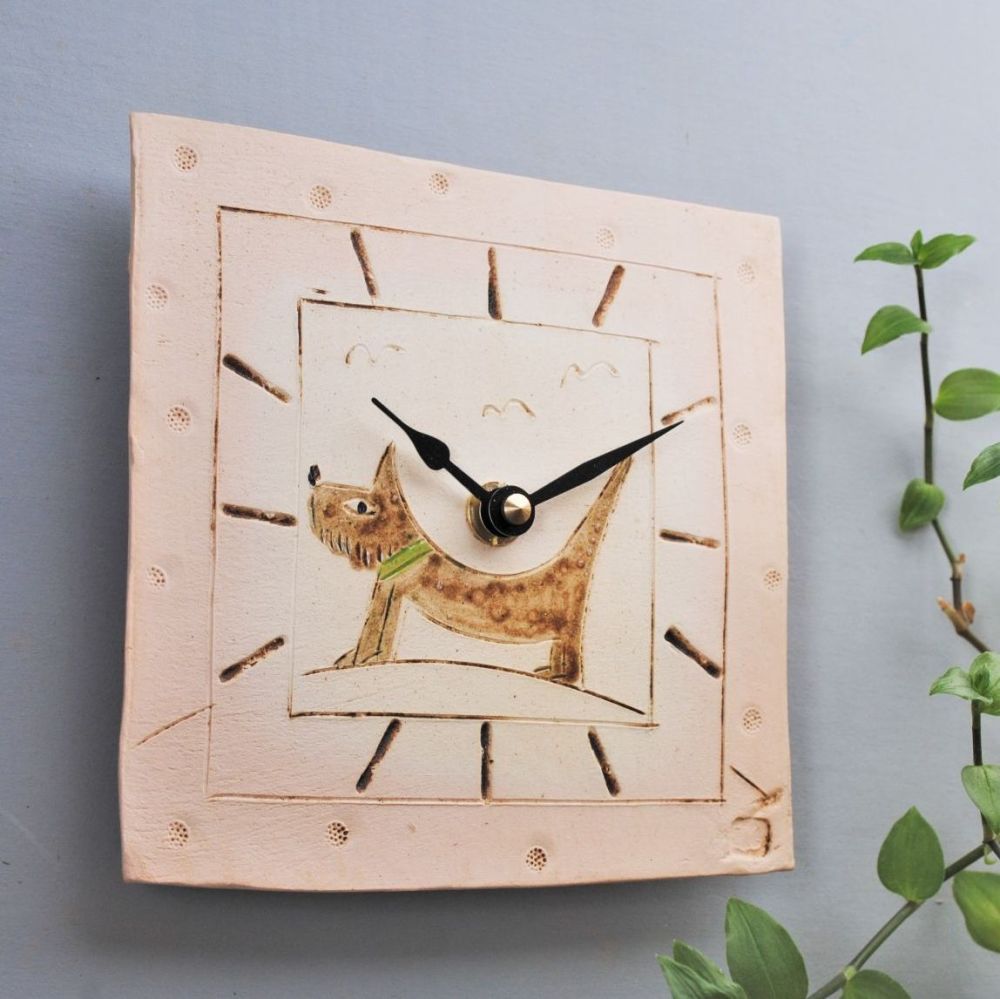 Ceramic wall clock square "Dog"